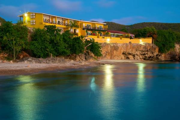 All West Apartments Curaçao
