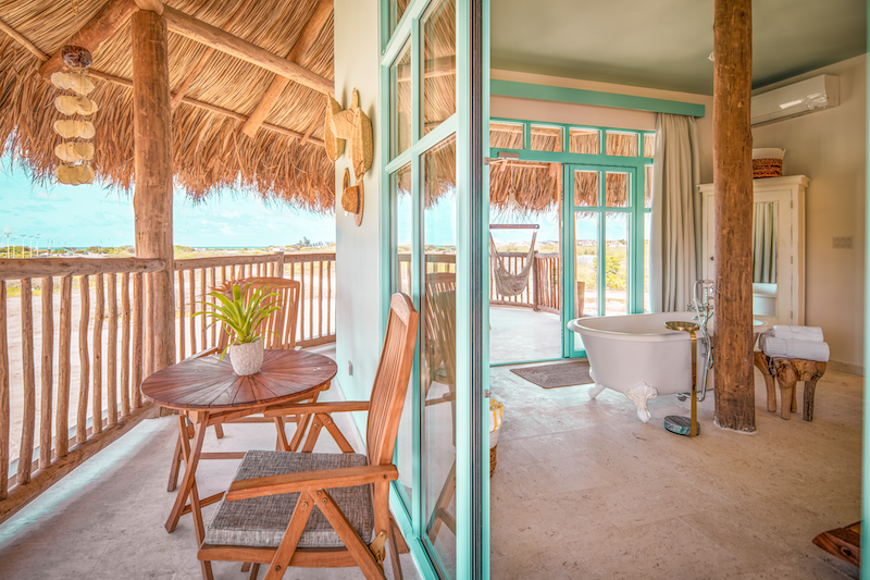 06. Palapa Lodge - ( SMALL ) - exterior and interior .png