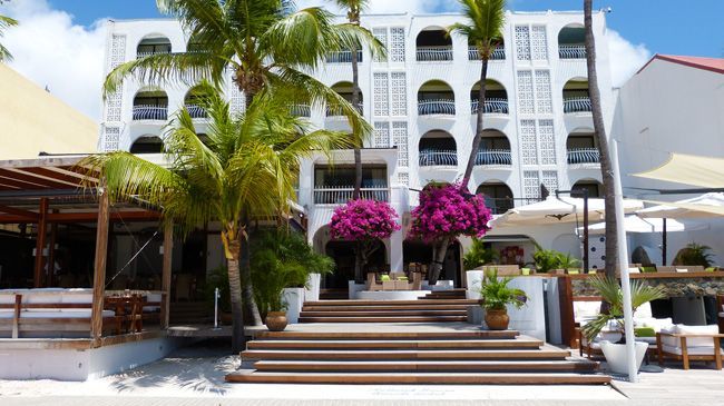 Holland House St. Maarten