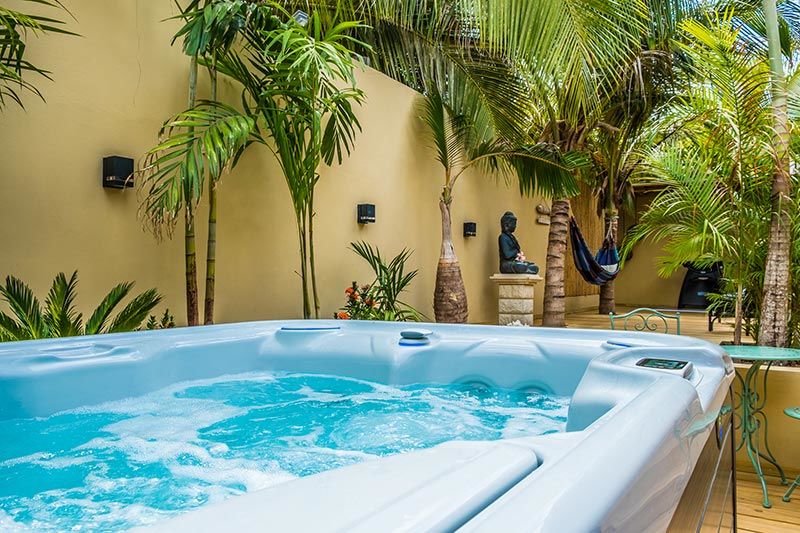 Superior_jacuzzi2.jpeg