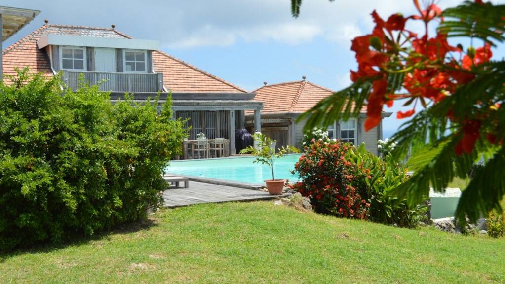 2villa-fragipani-steustatius-.jpeg