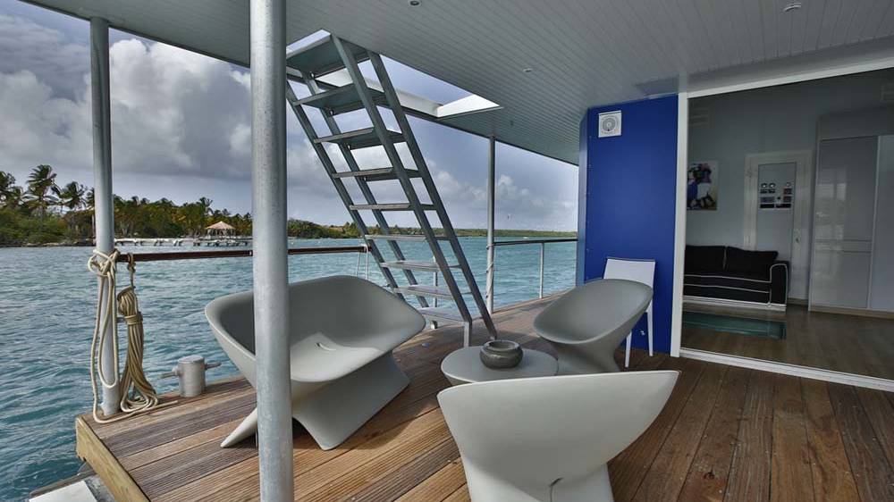 Aqua-lodge.jpg