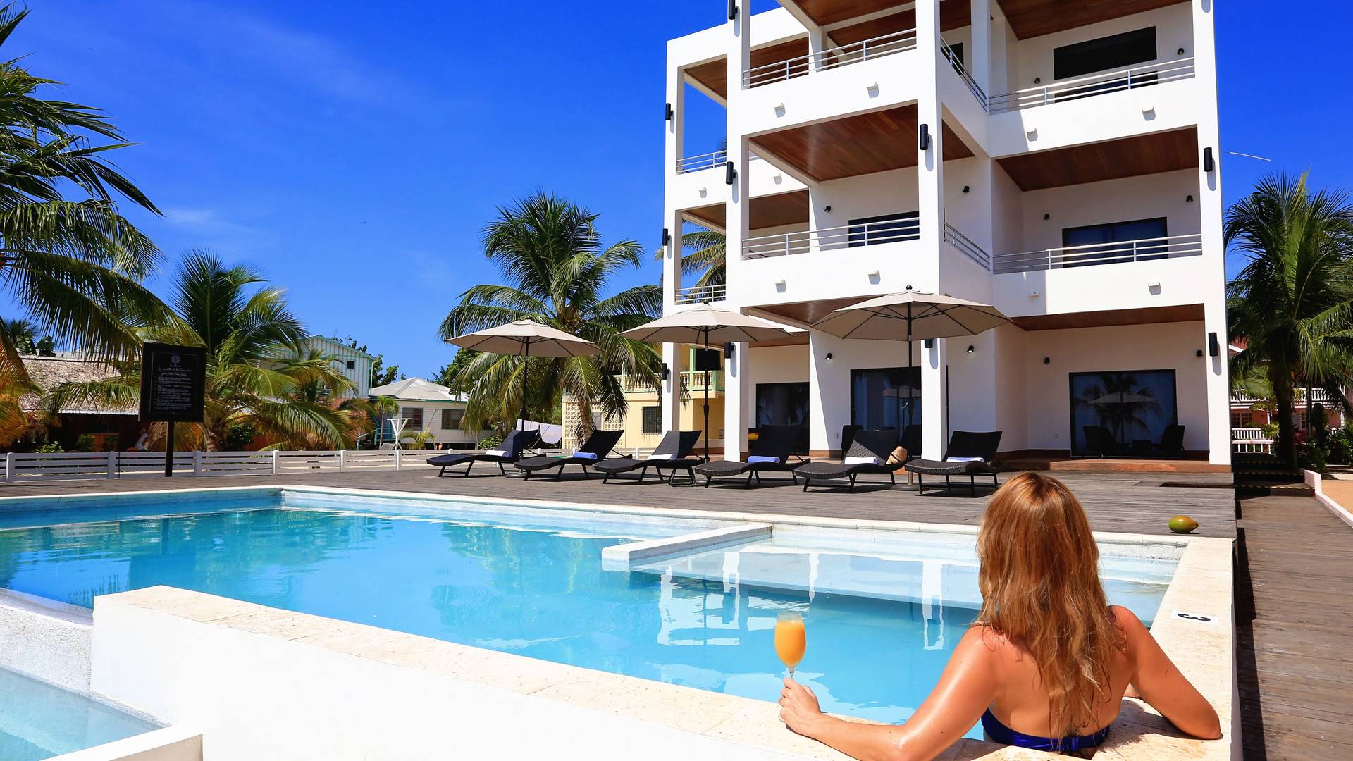 The-Ellysian-Boutique-Hotel