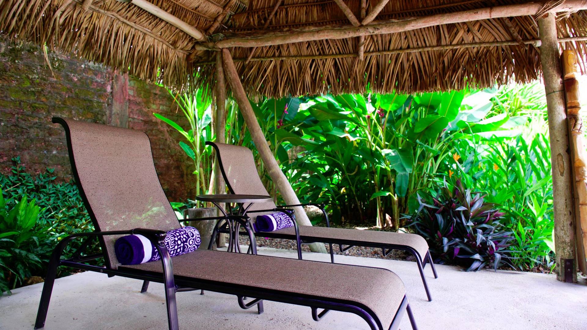 coral-house-belize-relax-under-the-tatch.jpg